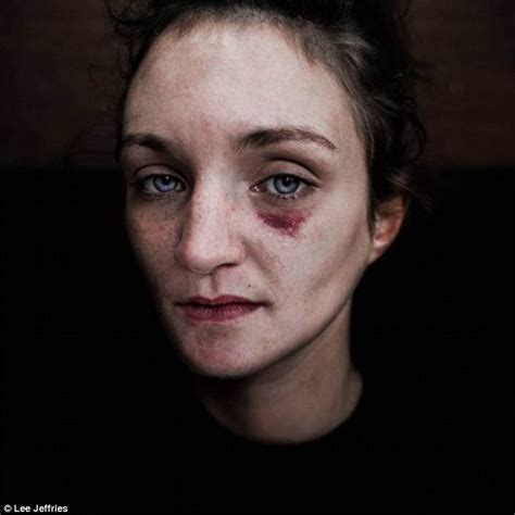 Lee Jefferies Photos Capture The Pain Of Homeless People Sleeping