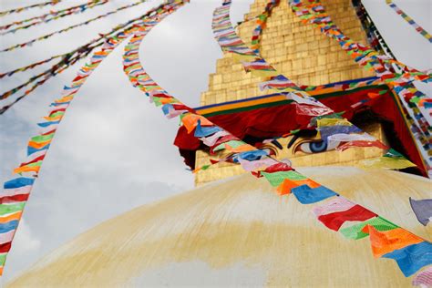 Les Sites Sacrés Bouddhistes Du Népal Et Leurs Légendes Bluesheep