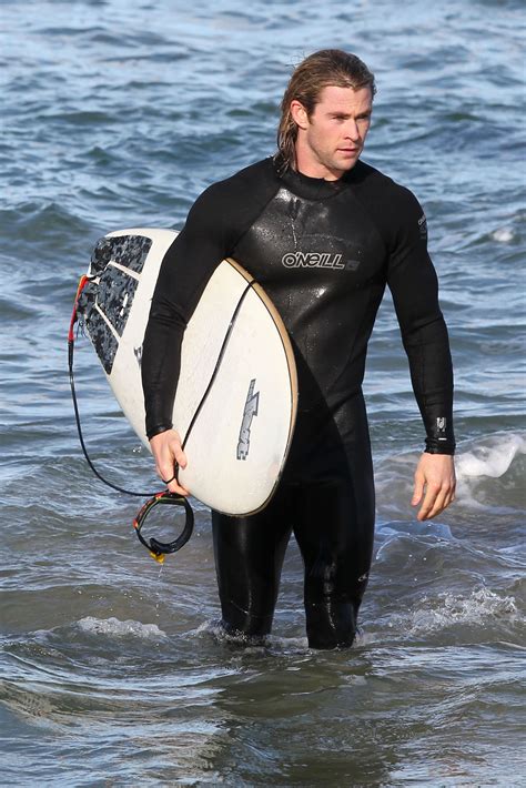 Surfing In Sydney Chris Hemsworth Photo 31243999 Fanpop