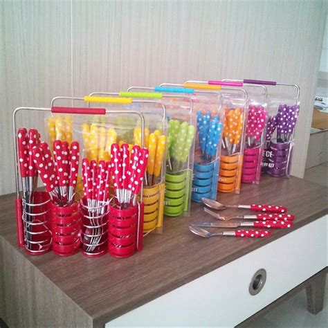 Menawarkan desain yang ergonomis dengan bahan yang terbuat dari stainless steel serta gagang plastik abs, rsm sendok garpu polkadot dapat menjadi. Jual Sendok set polkadot 24pcs / Polkadot / Sendok di ...
