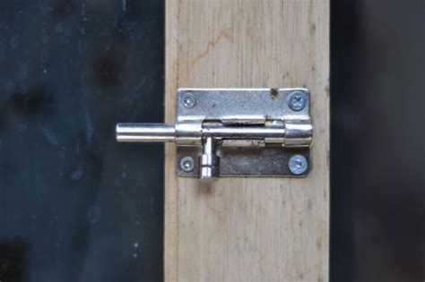 13 Different Types Of Window Locks
