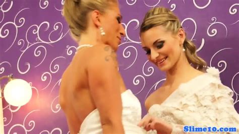 Lesbian Gloryhole Brides Bukkakke Covered