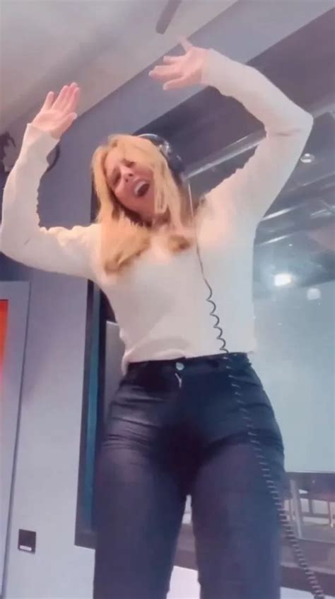 Carol Vorderman Distracts Fans As She Bounces Around In Skintight Leather Trousers Daily Star