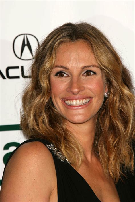 Top 10 julia roberts movies. Beauty Lookbook: Julia Roberts' 10 Best Hairstyles - More