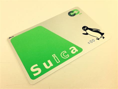 Offered by jr east, the new welcome suica card features a classic design of cherry blossoms on a red background. 【再発行してみた】スイカ（Suica）が改札で反応しなくなってしまったら？：普通のおじさんとソーシャルメディア ...
