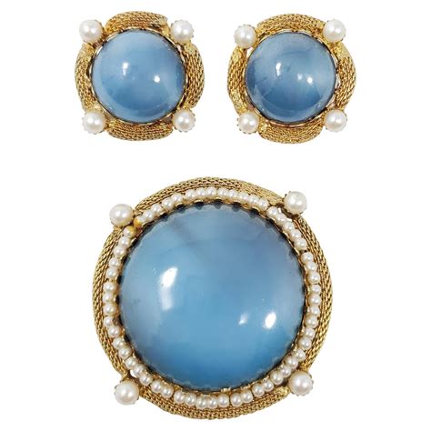 1980 1990 Cabochon Diamond And Sapphire 18K Gold Set Earrings And Pin