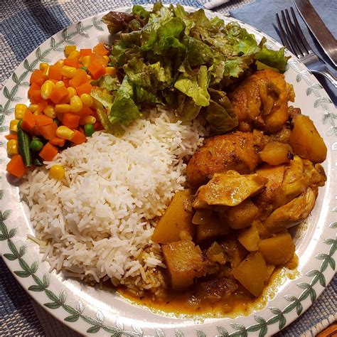 Jamaican Chicken Curry With Basmati Rice Mixed Veggies And Fresh