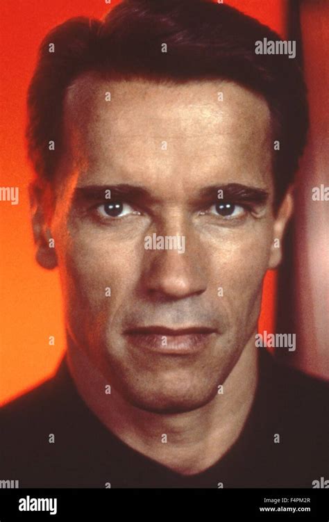 Arnold Schwarzenegger Total Recall 1990 Directed By Paul Verhoeven