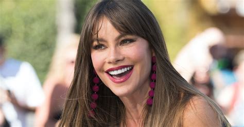 Sofia Vergara Posts Throwback Photo From 90s Modeling Days