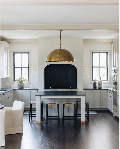 Dramatic Kitchen Details To Inspire Your Next Renovation Kitchen Colors