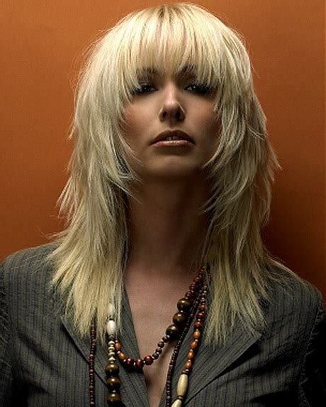 And now check out these super gorgeous medium length layered haircuts we've handpicked for you! Layered shag haircuts
