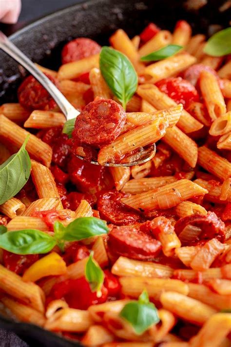 This Easy Tomato Chorizo Pasta Takes Under 30 Minutes To Cook And Is