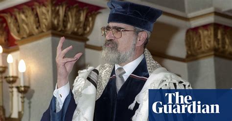 Jonathan Sacks Former Chief Rabbi Is Buried In Modest Ceremony