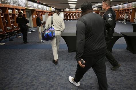 Jewelry Was Stolen From Colorado Locker Room During Game At Rose Bowl