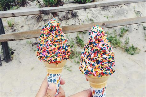 Ice cream & frozen desserts yogurt restaurants. Bluestocking Redneck: August Ramblings