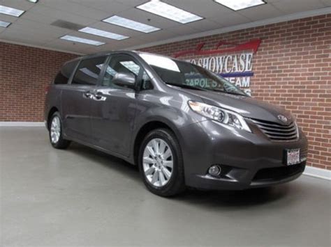 Sell Used 2011 Toyota Sienna Limited Awd Navigation Buckets Dvd In
