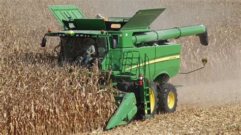 John deere combine coloring page. S760 Combine - New Harvesting - Green Diamond Equipment