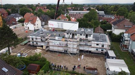 Unter wohnungen hildesheim sind 15 immobilienangebote bei homebooster inseriert. kwg Hildesheim errichtet 16 Wohnungen in vier Tagen ...