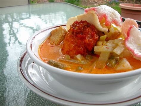 Hai saya share resep sayur gulai nangka khas rumah makan padang. 10 Menu Vegetarian Khas Indonesia, Gak Kalah Enak dengan ...