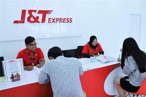 Choose j&t express as your service provider and give us the opportunity to grow. J&T Express anticipates promising 11.11 big sale | The Star