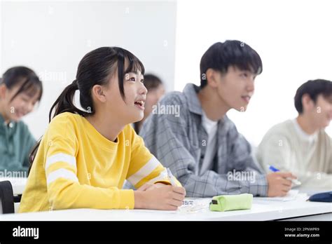 High School Students Taking A Class Stock Photo Alamy