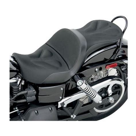 As i begin to close in on the 10000 mile mark riding with the saddlemen explorer seat, i thought i would take this opportunity to. Saddlemen Explorer G-Tech Seat For Harley Dyna 2006-2017 ...