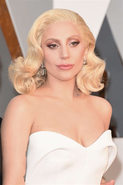 Lady gaga — monster 04:09. Lady Gaga - 2016 Academy Awards in Hollywood | GotCeleb