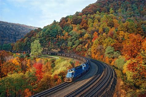 Autumn Train Rides Wallpapers Wallpaper Cave