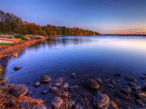 Beautiful Autumn Wonderland Lake Beautiful Scenery And