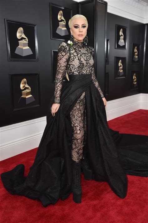 He's slaying all these dudes from the past 2 present. 18 Grammy Awards Red Carpet Dresses - 2018 Grammy Awards ...