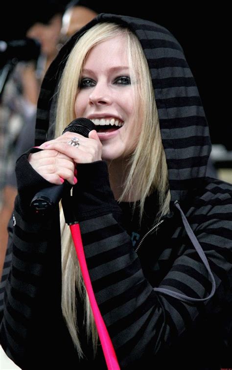 Avril Avril Lavigne Photo 28005567 Fanpop