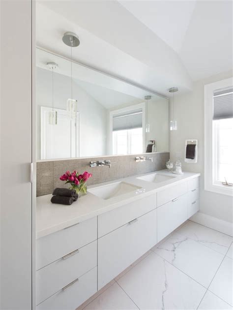 These gorgeous modern bathroom ideas are sure to make you want to go contemporary with your we could drool over modern bathroom ideas all day. Best Modern Bathroom Design Ideas & Remodel Pictures | Houzz