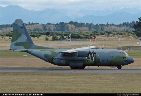 Filelockheed C 130h Hercules New Zealand Royal New Zealand Air