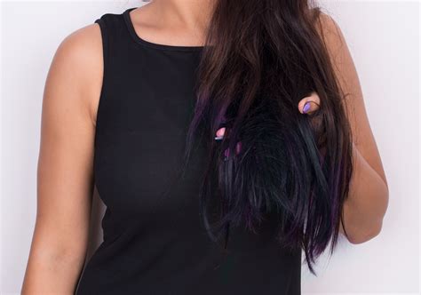 My whole house smells like grape right now. How to Dye the Ends of Your Hair with Kool Aid if You Are ...