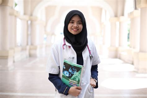 Universiti kuala lumpur (unikl) is a leading university in engineering technology established on 20 august 2002. UniKL | Where Knowledge Is Applied