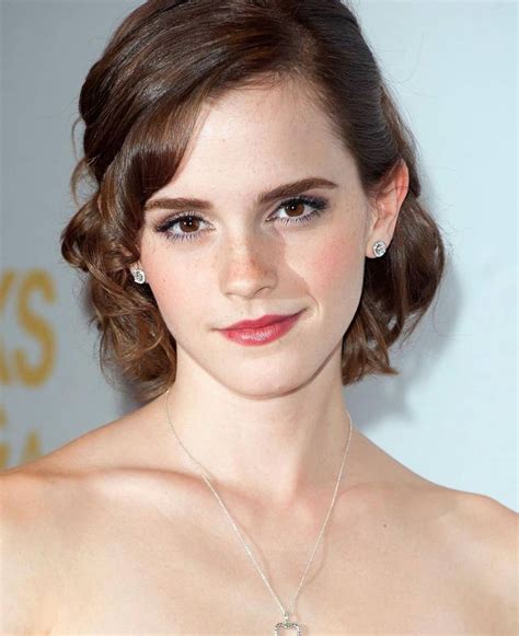 Emma Watson Bio Profile Facts Age Height Boyfriend Ideal Type