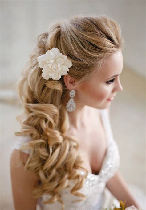 Side Swept Wedding Hairstyles To Inspire Hochzeitsfrisuren Frisur Hochzeit Brautfrisur