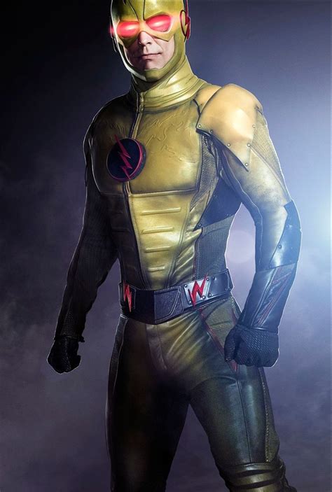 First Look At Tom Cavanagh As Reverse Flash In Cws Flash Newsarama
