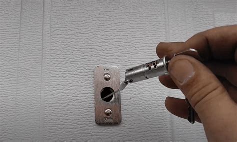 Ensure your garage door is fully closed, then disconnect the garage door opener. 3 Ways to Open Garage Door Manually Without Power