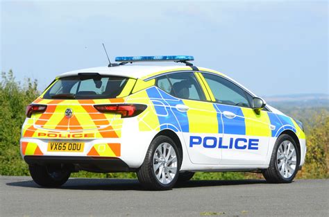 Vauxhall Gets Uks Biggest Police Car Order Gm Authority