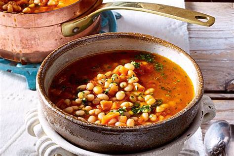 Unser beliebtes Rezept für Weiße - Bohnen - Eintopf mit Pistou und mehr als