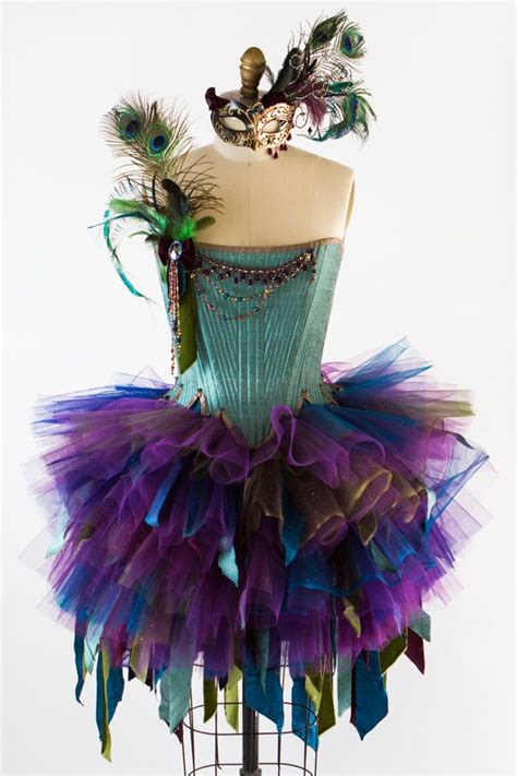 Best 25 Masquerade Costumes Ideas On Pinterest Masquerade Ball Party