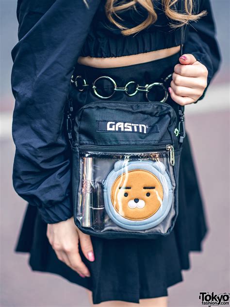 Chic Black Harajuku Girl Street Style W Crank Crop Top Wego Pleated Skirt Demonia Platforms