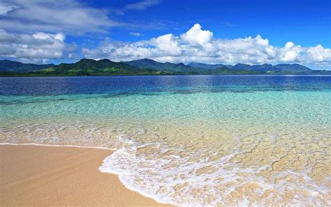 gambar pemandangan pantai  cantik beach wallpaper beach desktop
