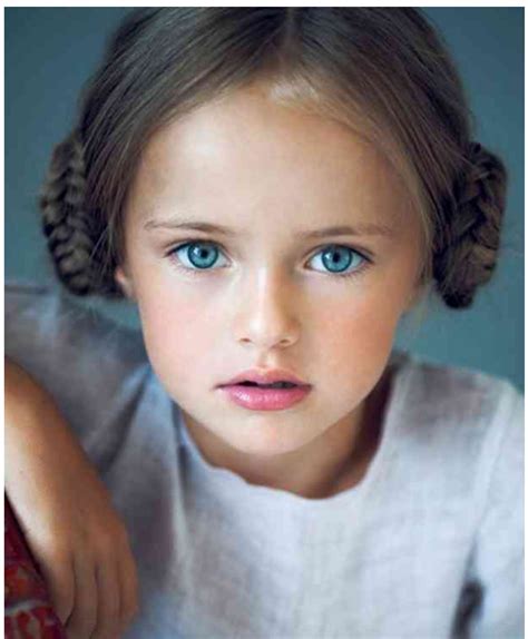8歳にして恐ろしいほどの美貌！ロシアの完璧美少女「クリスティーナ・ピメノヴァ」ちゃんが話題｜ガールズログ 女の子の本心まとめ