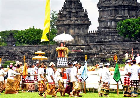 Prambanan Temple The Beautiful Temple In Indonesia Amazing Indonesia