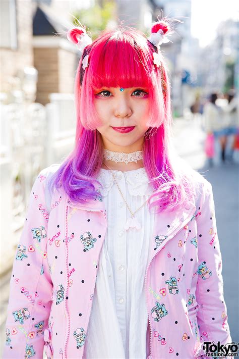 Harajuku Girl W Pink And Purple Hair In Milklim 6dokidoki Conpeitou