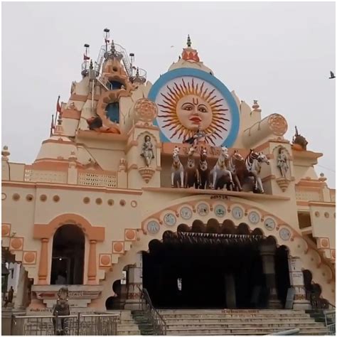 St fah, adrian pang post house: Sun Temple | Surya Mandir