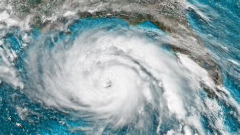 Hurricane Ian Makes Landfall Near Cayo Costa Florida Begins Weakening