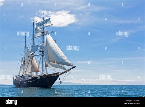 Ship Under Sail Hi Res Stock Photography And Images Alamy